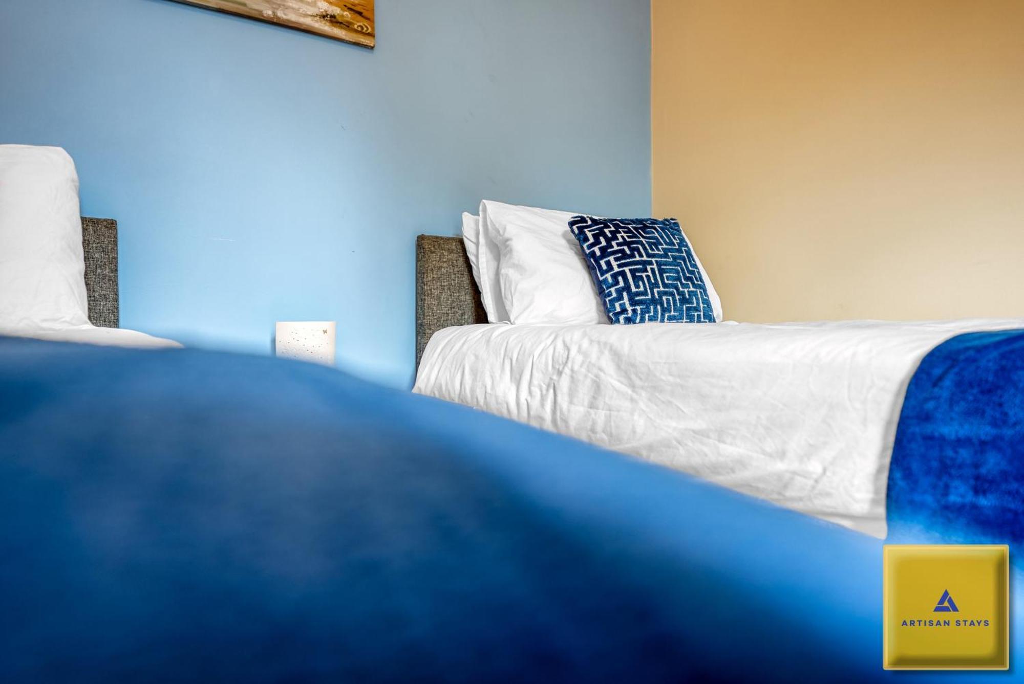 4 Bedroom, 6 Beds, 3 Bathrooms, Near Nec & Birmingham Airport, Business, Contractor And Family Friendly, Free Wi-Fi, Free Parking Coventry Zewnętrze zdjęcie
